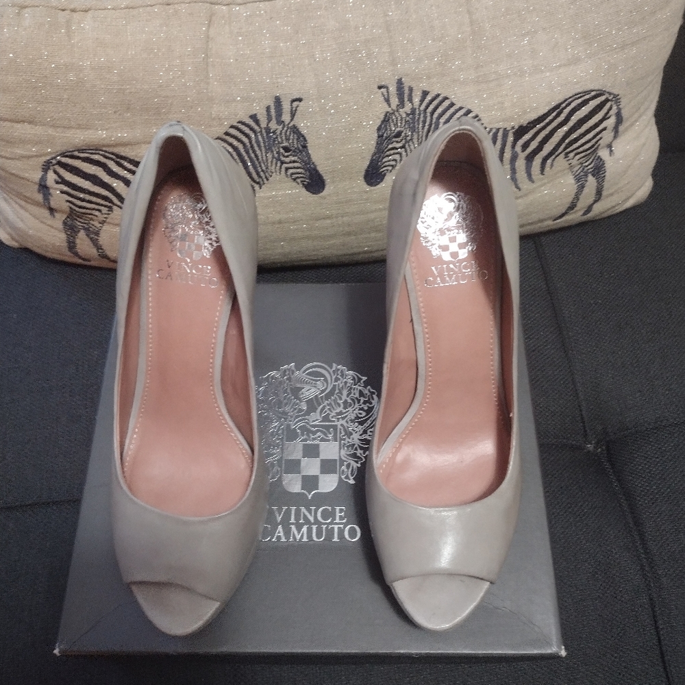 Vince Camuto Highheels